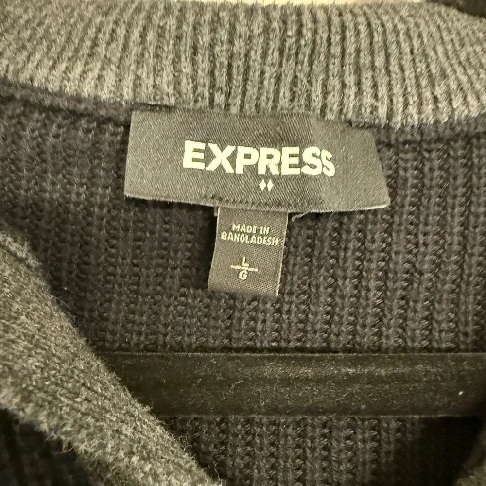 Express Men’s Black Sweater Size L